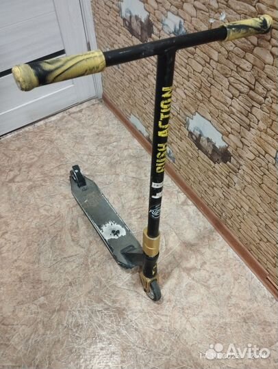 Трюковой самокат