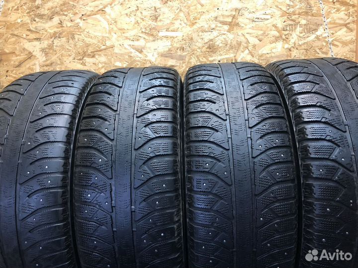 Bridgestone Ice Cruiser 7000 265/65 R17