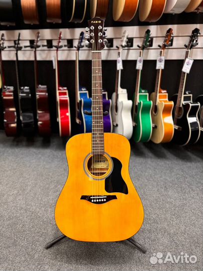 Гитара акустическая