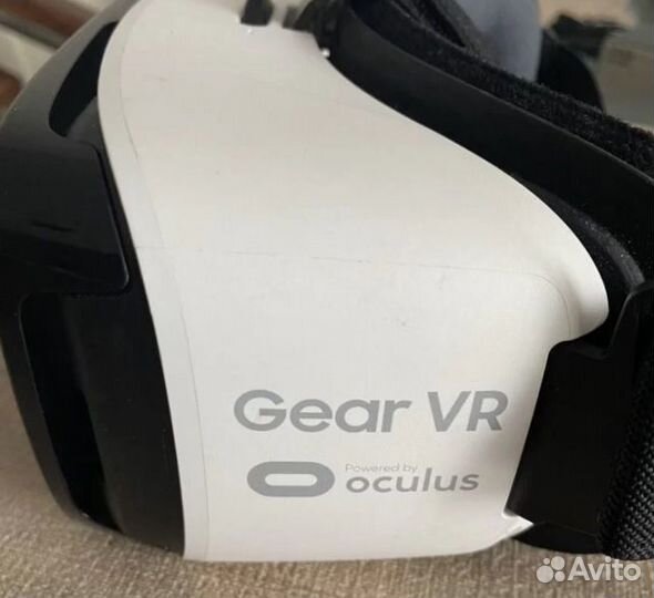 Очки виртуальной реальности Samsung GearVR SM-R322