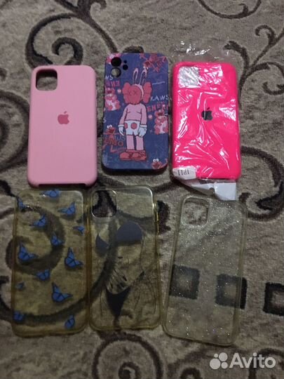 Чехлы на iPhone 11