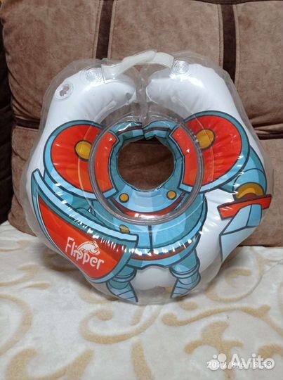 Круг на шею для купания