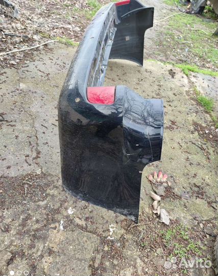 Бампер задний Toyota Land Cruiser 200