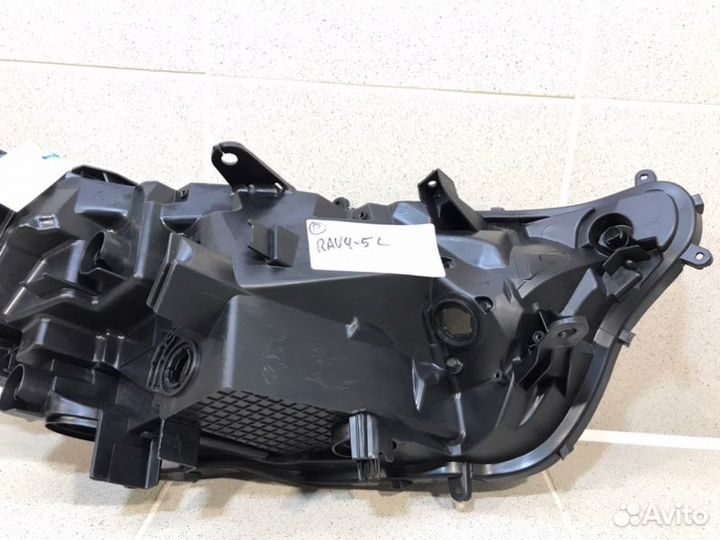 Корпус фары левой Toyota Rav4 5