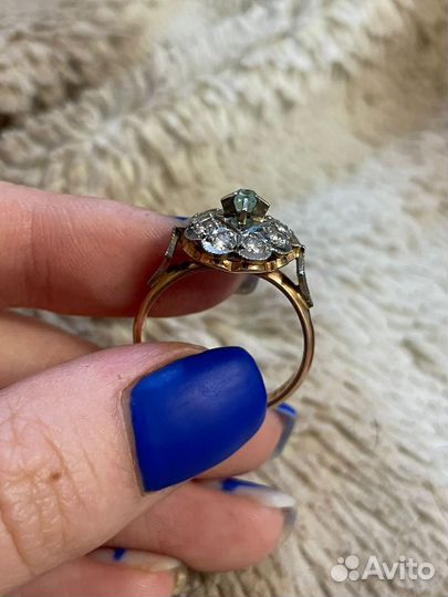 Кольцо из советского золота 583 п. бриллианты