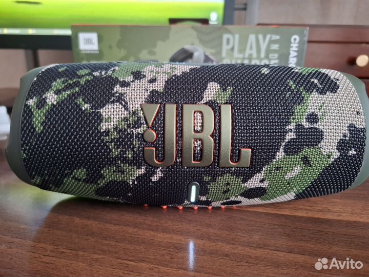 Колонка JBL charge 5