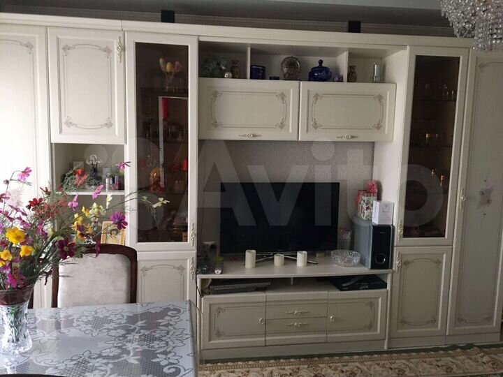 3-к. квартира, 57 м², 5/5 эт.