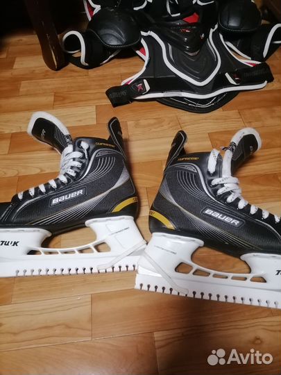 Хоккейные коньки bauer supreme pro