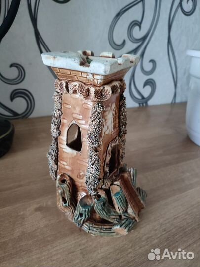 Башня в аквариум 500. Улитка Хелена 50 р