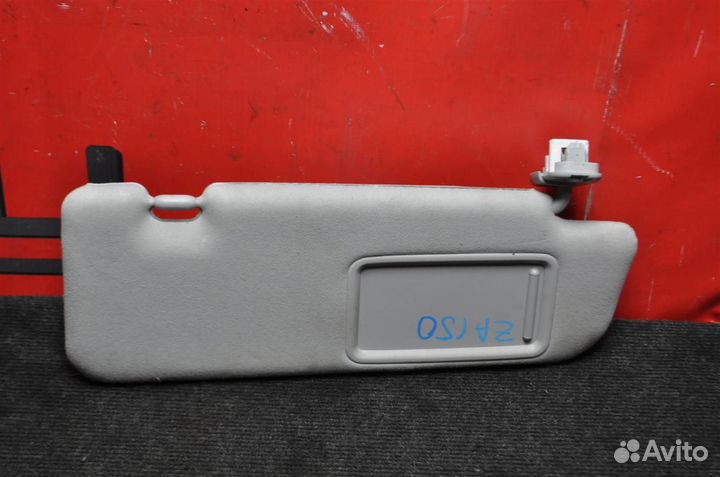 Козырек солнцезащитный toyota prius ZVW30