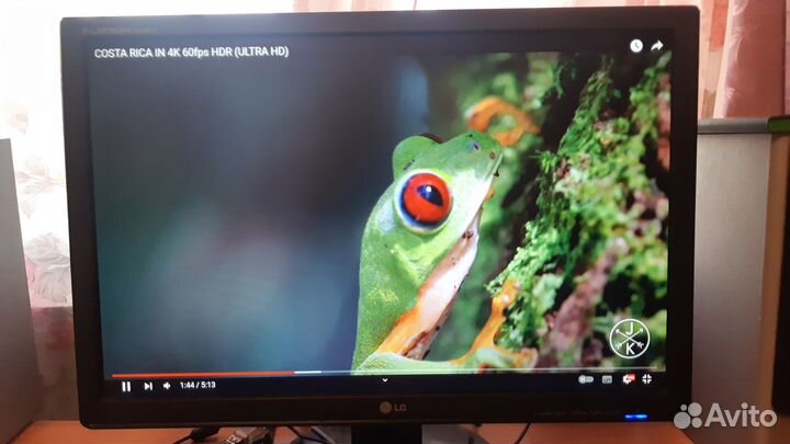 Монитор LG 22