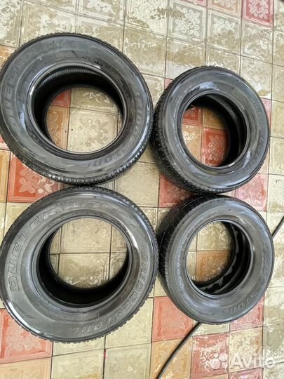 Bridgestone Blizzak DM-V3 265/65 R17