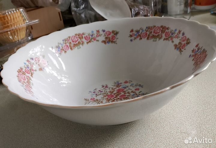 Большой салатник