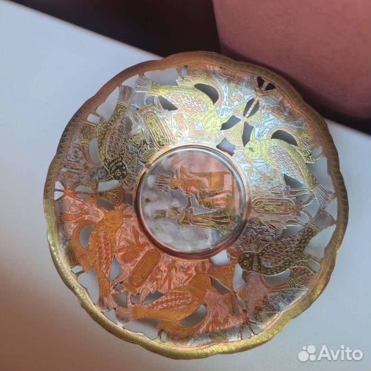 Нефертити, будда