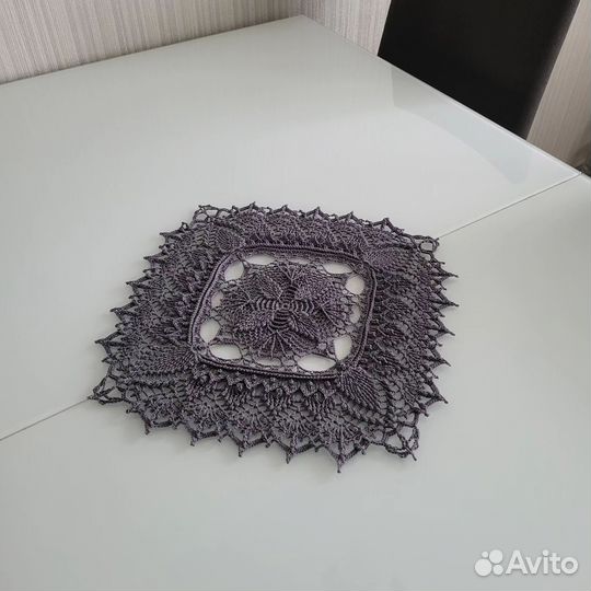 Салфетка серая крючком