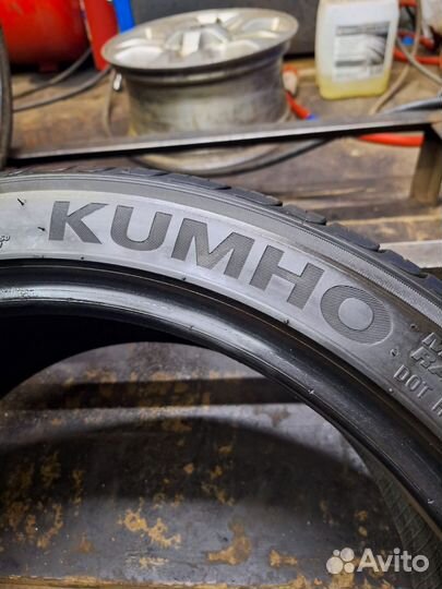 Kumho Majesty Solus KU50 245/40 R19 98W