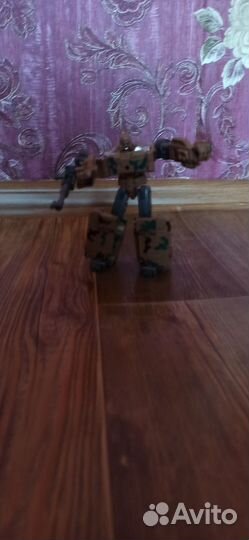 Игрушка робот трансформер