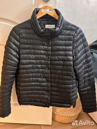 Куртка женская Reserved