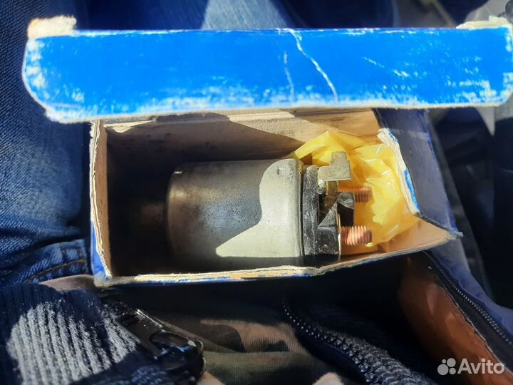 Втягивающее реле стартера