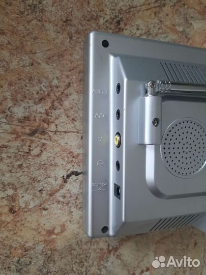 Автомобильный телевизор