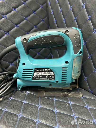 Лобзик makita 4327