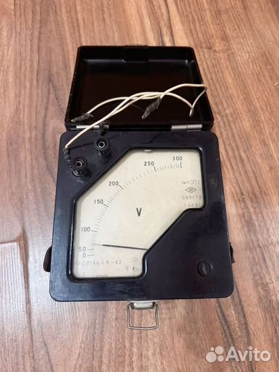 Вольтметр