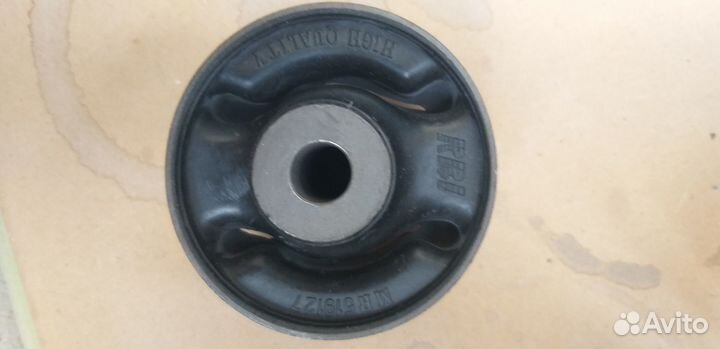 Сайлентблок Mitsubishi