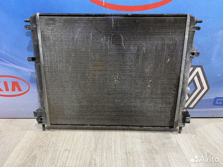 Радиатор охлаждения двигателя основной Renault log