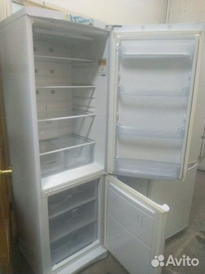 Белоснежный красавец Холодильник indesit no frost