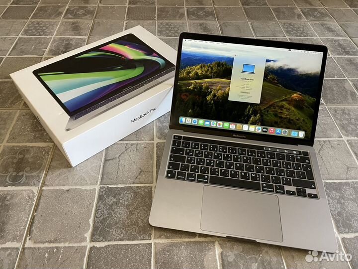 Apple MacBook Pro 2022 (M2)