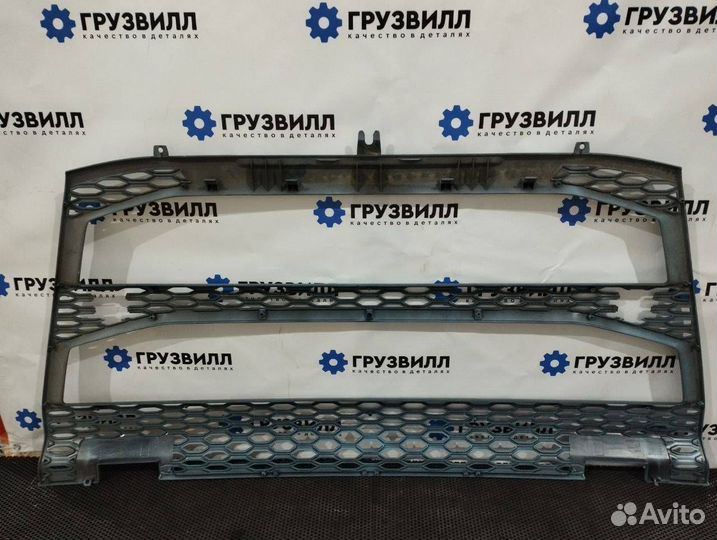 Решетка в бампер Volvo FH5 84235709