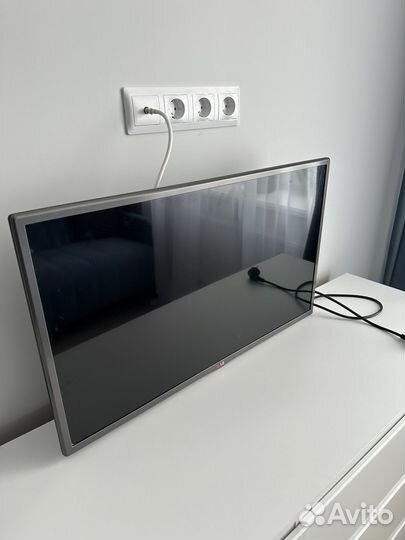 Телевизор LG 32 дюйма