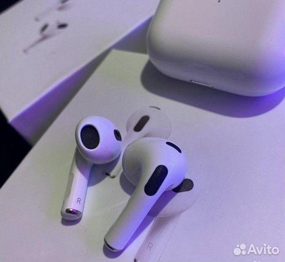 AirPods 3 LUX
