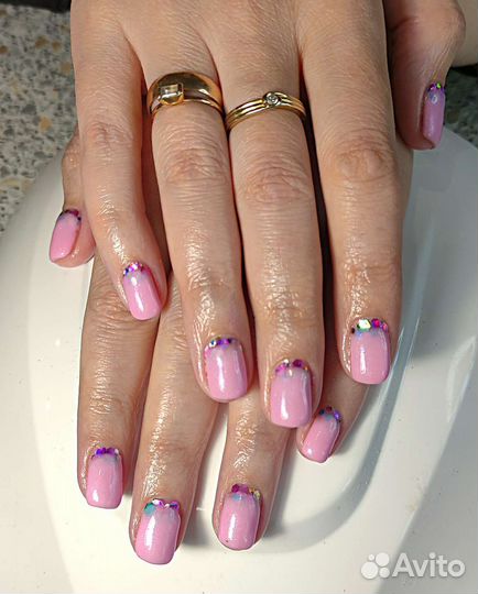 Педикюр с покрытием гель-лаком