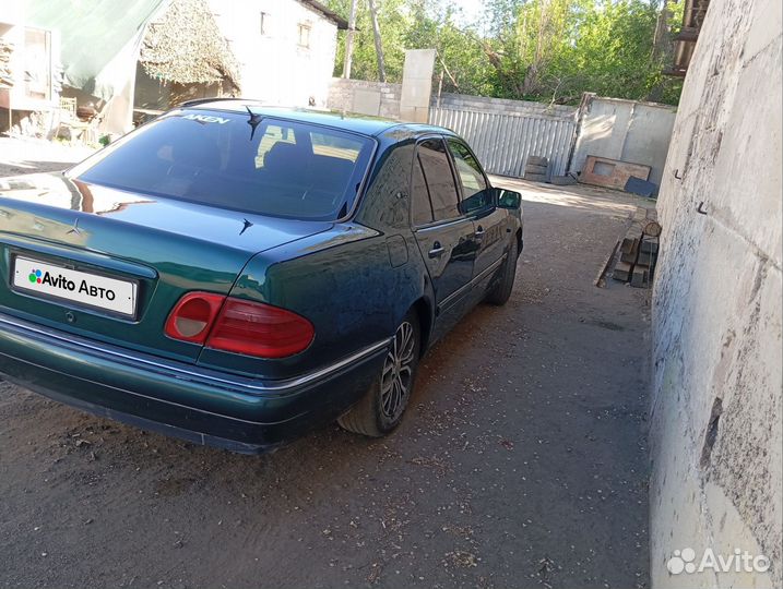 Mercedes-Benz E-класс 2.4 AT, 1998, 350 000 км