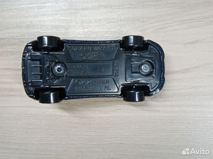 Машинка HotWheels subaru WRX STI