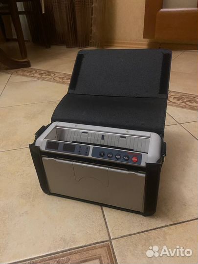 Счетная машинка для денег