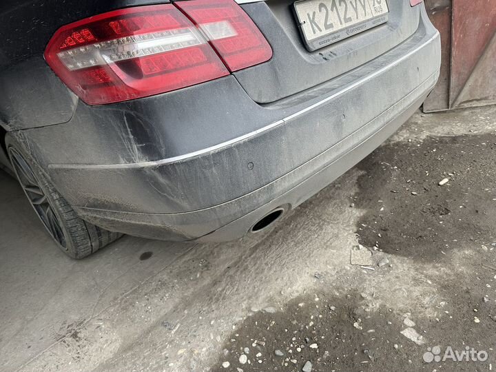 Бампер на 212 mercedes