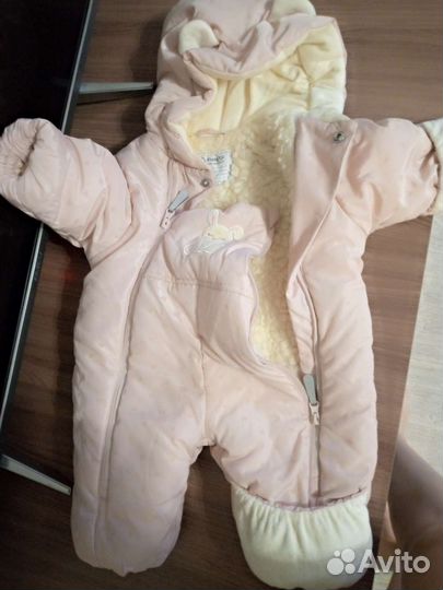 Зимний комбинезон для девочки