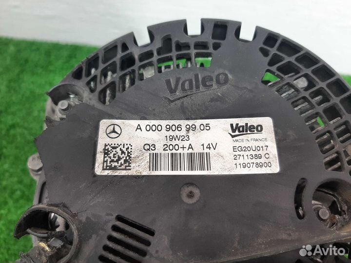 Б/У Генератор Дефект на фото 0009069905