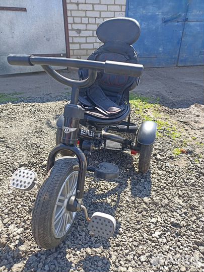 Детский трехколесный велосипед bentley