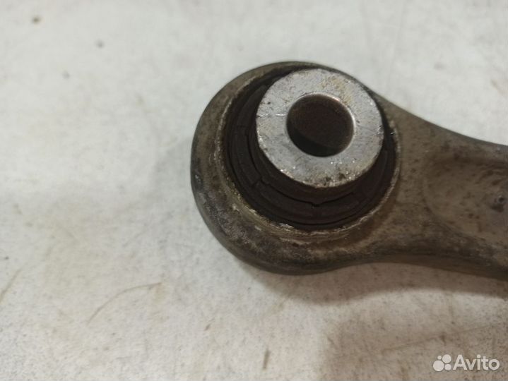 Рычаг задний верхний