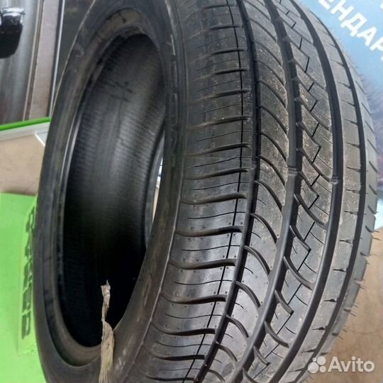 Cooper Zeon 4XS Sport 215/65 R17 V