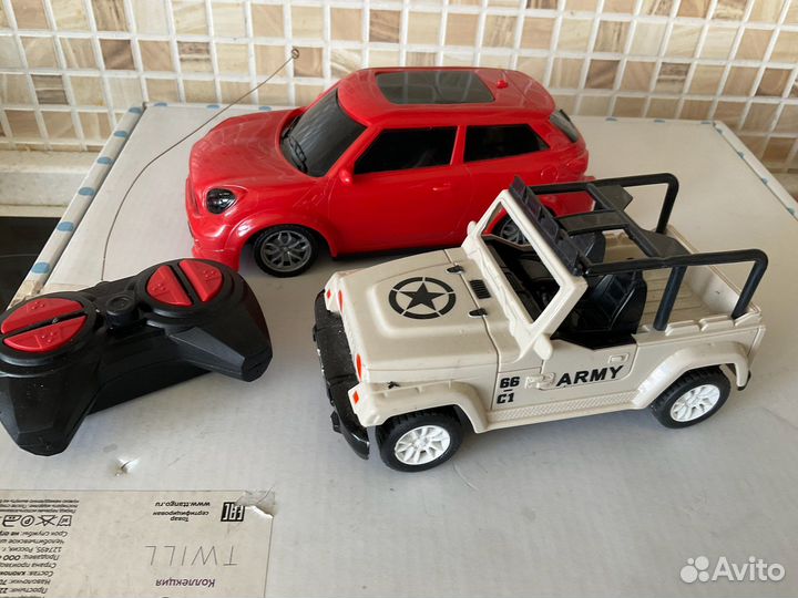 Машинки с пультом комплектом