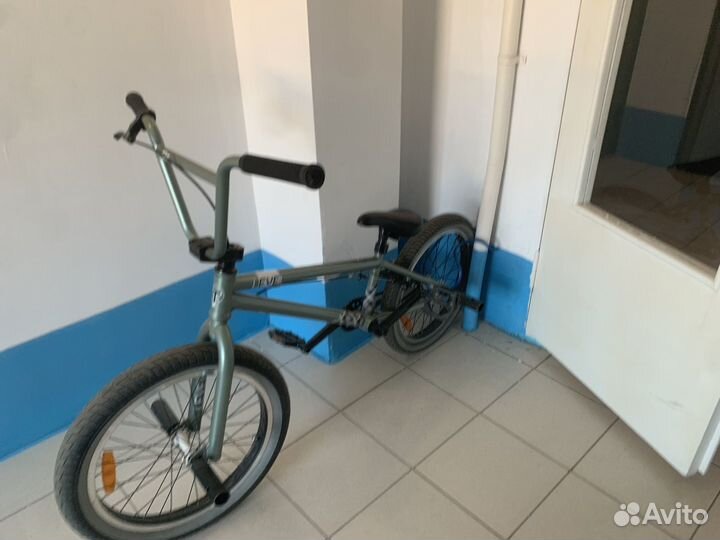 Велосипед bmx Level