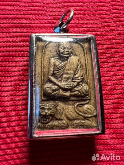 Талисман Будда Тигр и Монах Сак Янт Sak Yant Тай