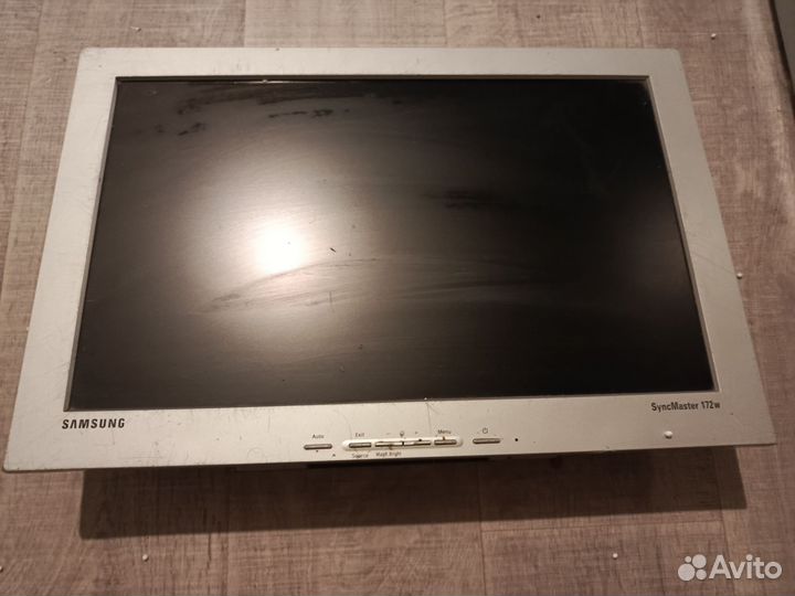 Монитор Samsung