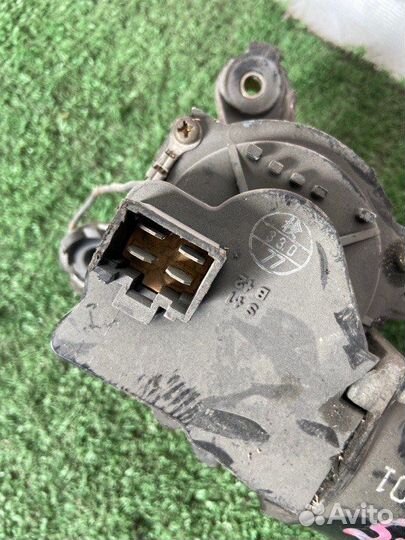 Мотор дворников Mazda Demio DW3W B3 1999