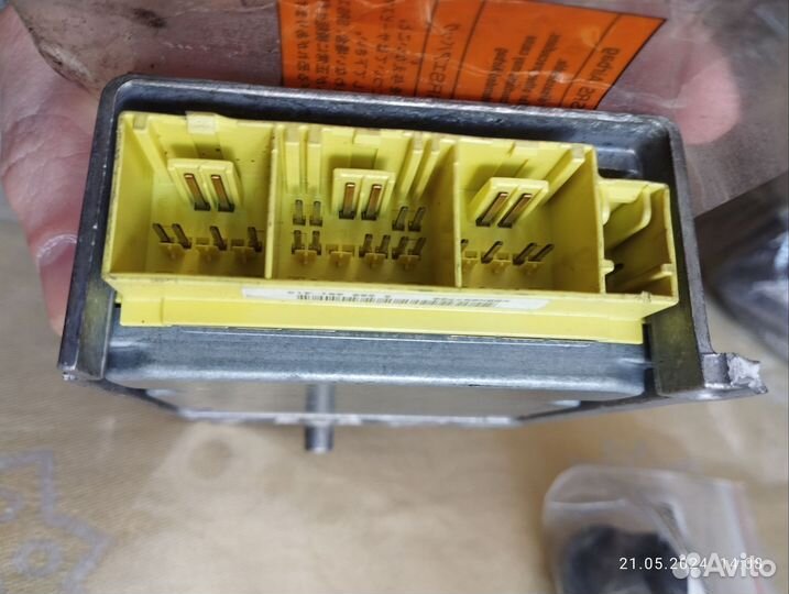 Блок безопасности SRS bosch Nissan Primera P12