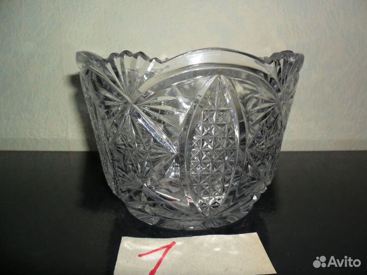 Вазы хрустальные